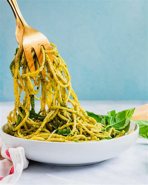 Pesto Spaghetti – A Couple Cooks