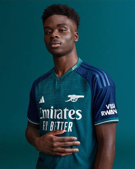 Arsenal Release Stunning Third Kit For Season And Fans All