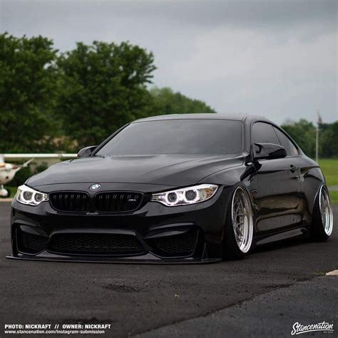 BMW F82 M4 black slammed Bmw m4 Luxury cars bmw Bmw m4 coupé