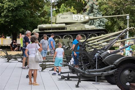 Święto Wojska Polskiego w Muzeum Wojsk Lądowych w Bydgoszczy zdjęcia