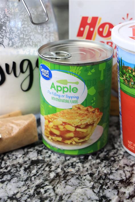 Apple Pie Cannoli Dip Recipe For The New Year The Mommyhood Chronicles