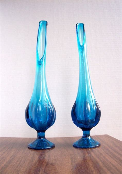 Mid Century Modern Viking Glass Vase Set In Turquoise Glass Etsy Viking Glass Glass Vase Glass