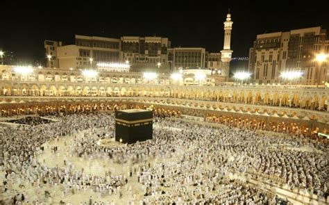 Kaaba Mecca Saudi Arabia Makkah Traveling By Yourself Mekkah