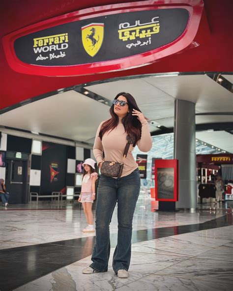 Rasha Kirmani (@rasha_kirmani) • Instagram photos and videos