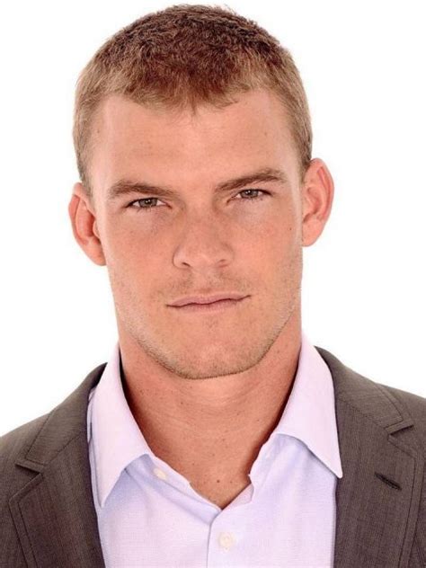 Alan Ritchson Height Weight Size Body Measurements Biography