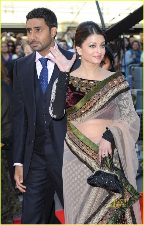 Aishwarya Rai & Abhishek Bachchan: 'Raavan' Romantics: Photo 2459159 ...