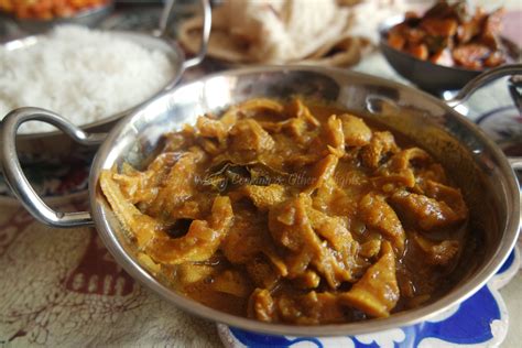 Tripe Curry Pens Kerrie Salwaa Smith