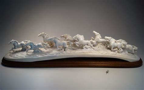 Изделия из кости и бивня мамонта в Москве | Ceramic art sculpture ...