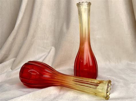 Pretty Amberina Red Ombré Bud Vases Midcentury Colored Glassware Etsy