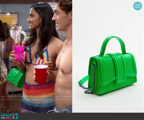 WornOnTV Belas Rainbow Crochet Bikini And Green Bag On The Sex Lives