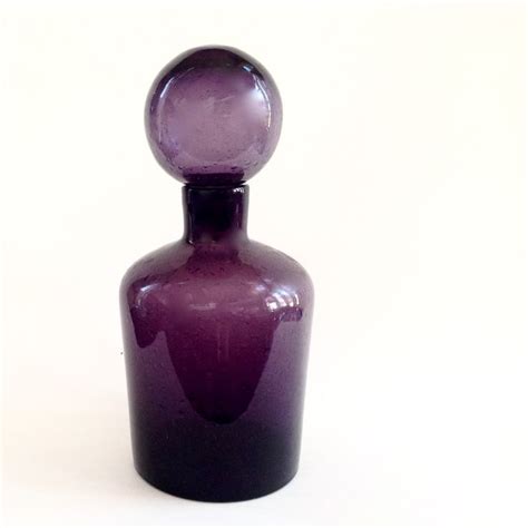 Vintage Purple Glass Decanter By Vintagemodernhip On Etsy Purple Glass Glass Decanter