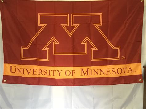 University Of Minnesota Wall Flag