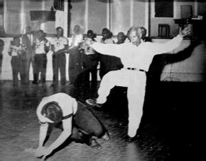 GRUPO CALUNGA DE CAPOEIRA ANGOLA GOIÂNIA Mestre Pastinha