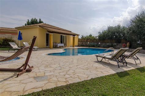 Luxury Villas in Corfu | Villas in Dassia Corfu