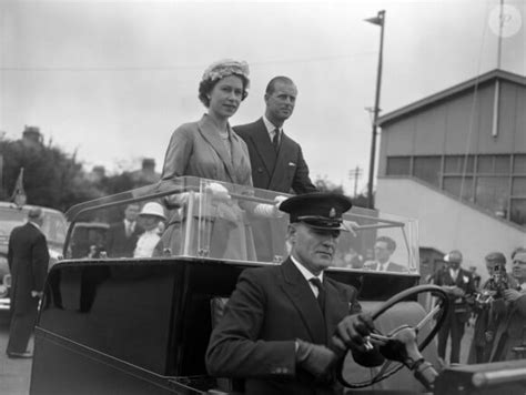 Photo La reine Elizabeth II et le duc d Edimbourg en juillet 1957 à