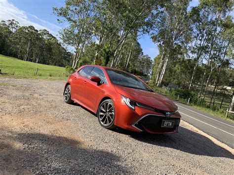 2019 Toyota Corolla ZR Hybrid Drive Review