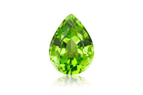 Generations of Green: The Peridot Jewellery Revival