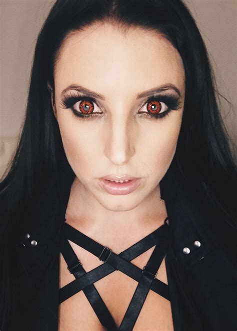 Tw Pornstars 2 Pic Angela White Twitter Vampire Moods 😇😈 On Set Today For A Huge