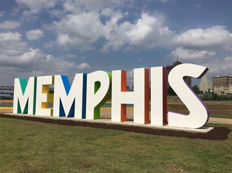 Weekly Update: Power outages, Tom Lee Park, and a new community center