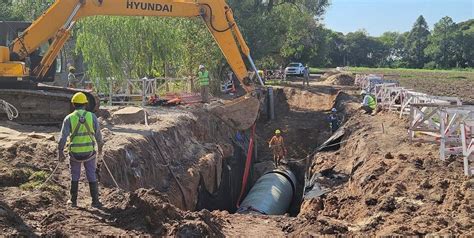 La obra del acueducto Santa Fe Córdoba comenzó a buen ritmo en Coronda