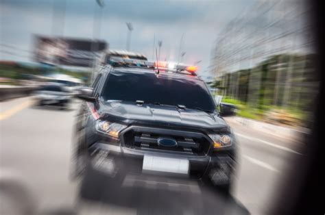 Woman Gives Birth During High Speed Police Chase In England