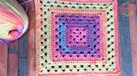 Simple Twist On The Traditional Granny Square Crochet Pattern Tutorial Easy Granny Square