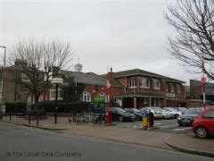 Balham Library, 16 Ramsden Road, London - Libraries near Balham Tube ...