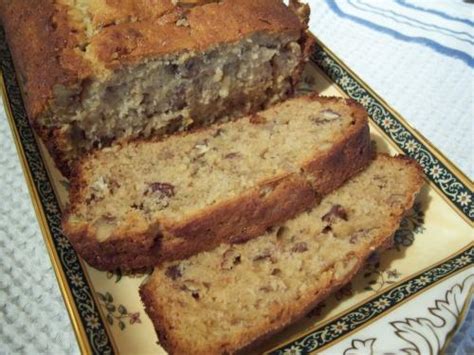 Date Apple Pecan Loaf