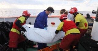 Mediterraneo Gommone Affonda Bimbo Di 6 Mesi Morto Su Open Arms