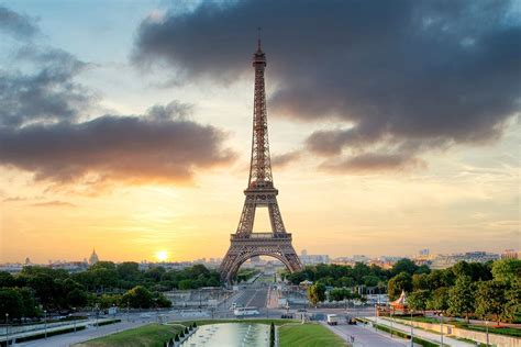 Somerset House - Images. EIFFEL TOWER SUNSET