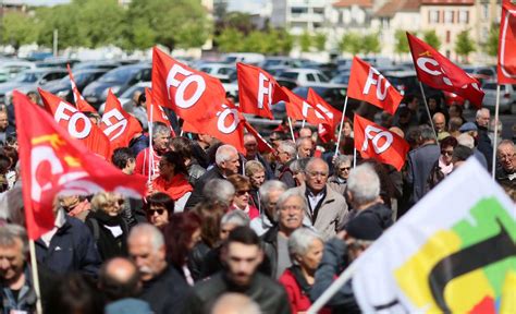 Pau Mobilisation R Ussie Pour La Manif Du Er Mai