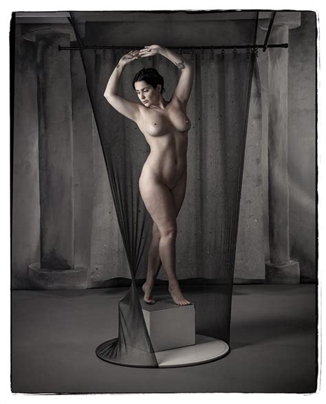 Artistic Nude Studio Lighting Photo By Photographer Thomas Sauerwein At