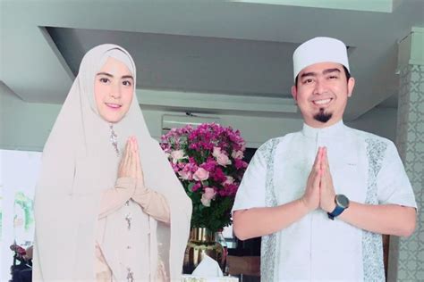 Sandang Status Istri Ustaz Kondang Viral Video Heboh April Jasmine