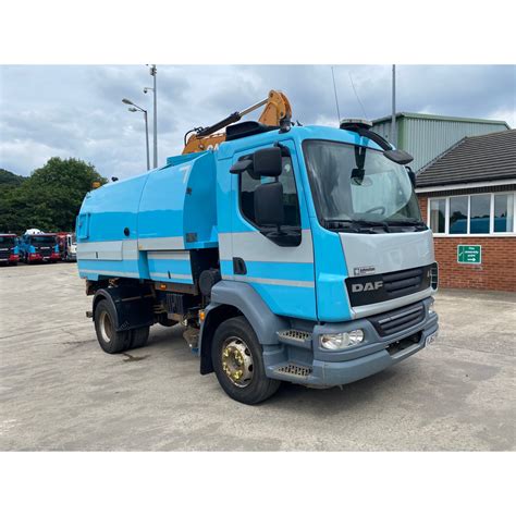 Daf Lf X Road Sweeper Commercial Vehicles From Cj