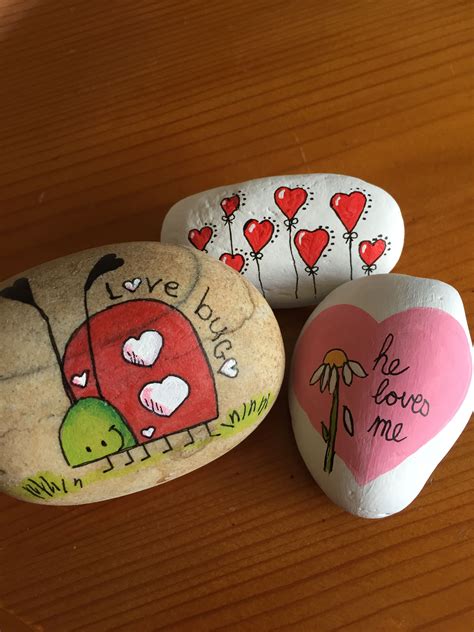 Pin By Jackie Clark On My Rocks Rock Crafts Painted Rocks Ladybug Rocks