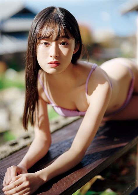 「井本彩花」おしゃれまとめの人気アイデア｜pinterest｜一臣 工藤 女性 ビューティーフォト ビキニ写真