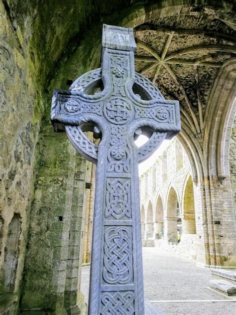 The Celtic Cross 16 Important Celtic Cross Sites In Ireland