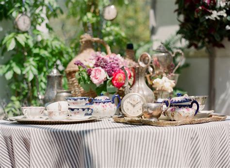 Vintage Tea Party Wedding By Kirsten Ellis Of Beaux Arts Photographie 3