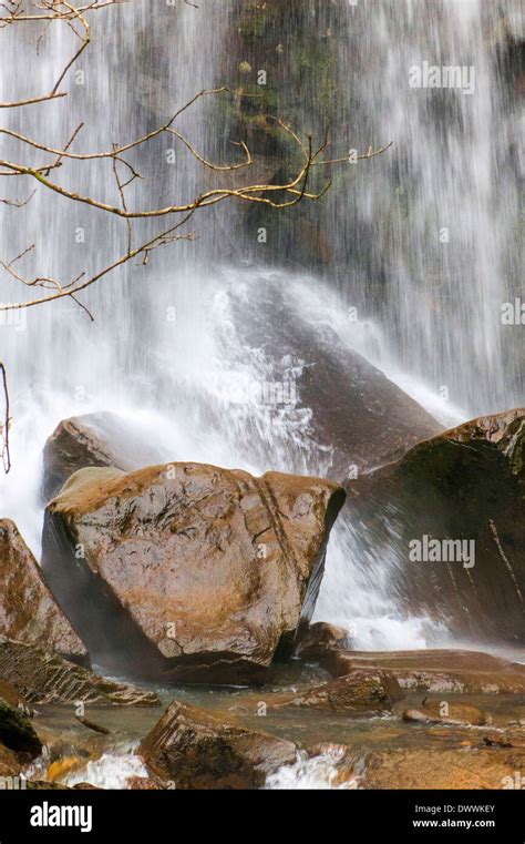 Neath waterfalls hi-res stock photography and images - Alamy