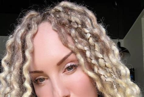 Mommy Is Now Back To Blonde Mistress Mommy SPH Strapon Task CEI CBT