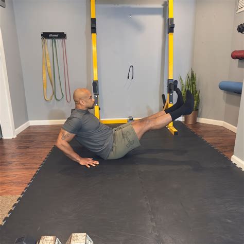 FitnessBlender.com - Activate and strengthen your core with this well