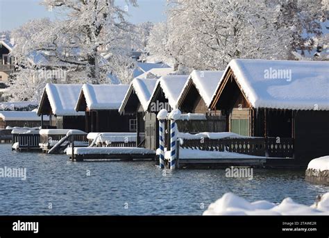 Tutzing Bayern Deutschland 03 Dezember 2023 Ein Wintertag Mit Viel