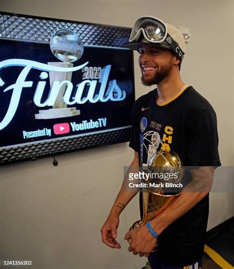 Stephen Curry Locker Room Photos and Premium High Res Pictures - Getty ...