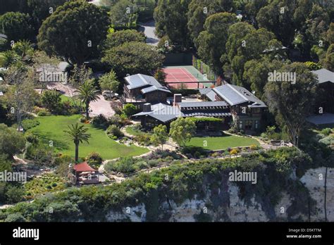 Aerial View Of Julia Robert S Home In Malibu Los Angeles Californa