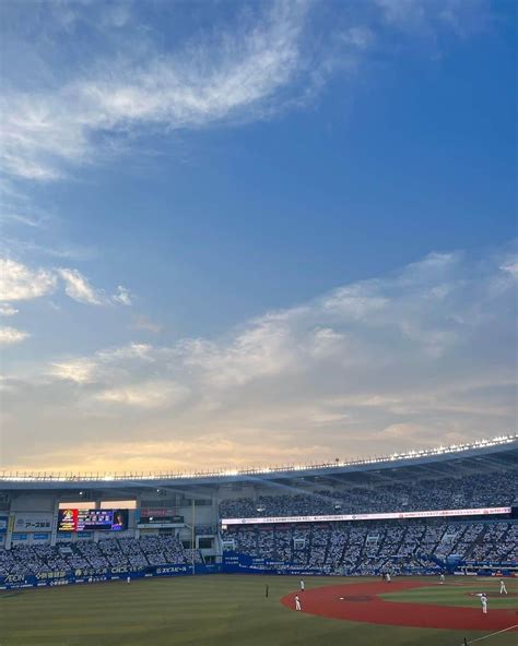 速水ティーナさんのインスタグラム写真 速水ティーナinstagram「🖤💙🩷💛🧡🖤 𝒊𝒏 𝒁𝑶𝒁𝑶 𝑴𝑨𝑹𝑰𝑵𝑬 𝑺𝑻𝑨𝑫𝑰𝑼𝑴 ⚾️