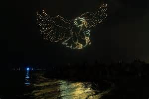 More reaction to the lakefront drone show: Readers love the shake, boom