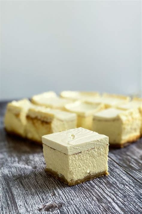 New York Baked Cheesecake Recipe - foodnerd4life