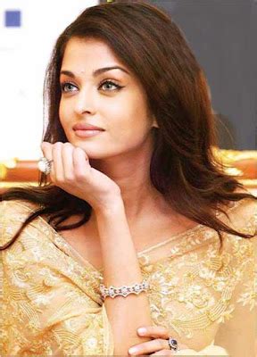 Filmi Masala Aishwarya Rai Hot Wallpaper