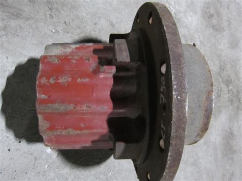 Купить в СПб ступицы передние, задние для грузовика Iveco (Ивеко ...