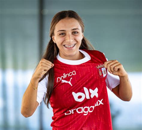 Feminino Leonor Freitas Contrato Profissional Desportivo Vale Do